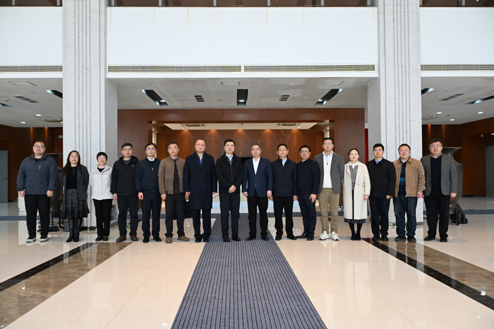 高桥石化领导一行来校调研 推进校企合作走深走实